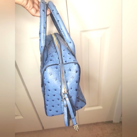 Mellow World Faux Ostrich Vegan purse - Picture 3 of 4